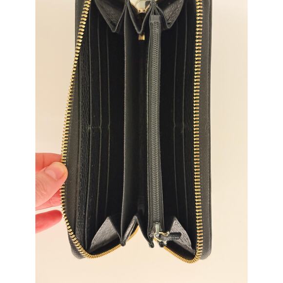 EUC Gucci GG Full Zip Black and Gold Wallet - Picture 6 of 8